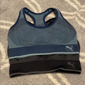 Sports bra